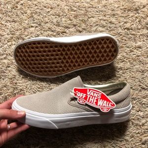 BRAND NEW VANS